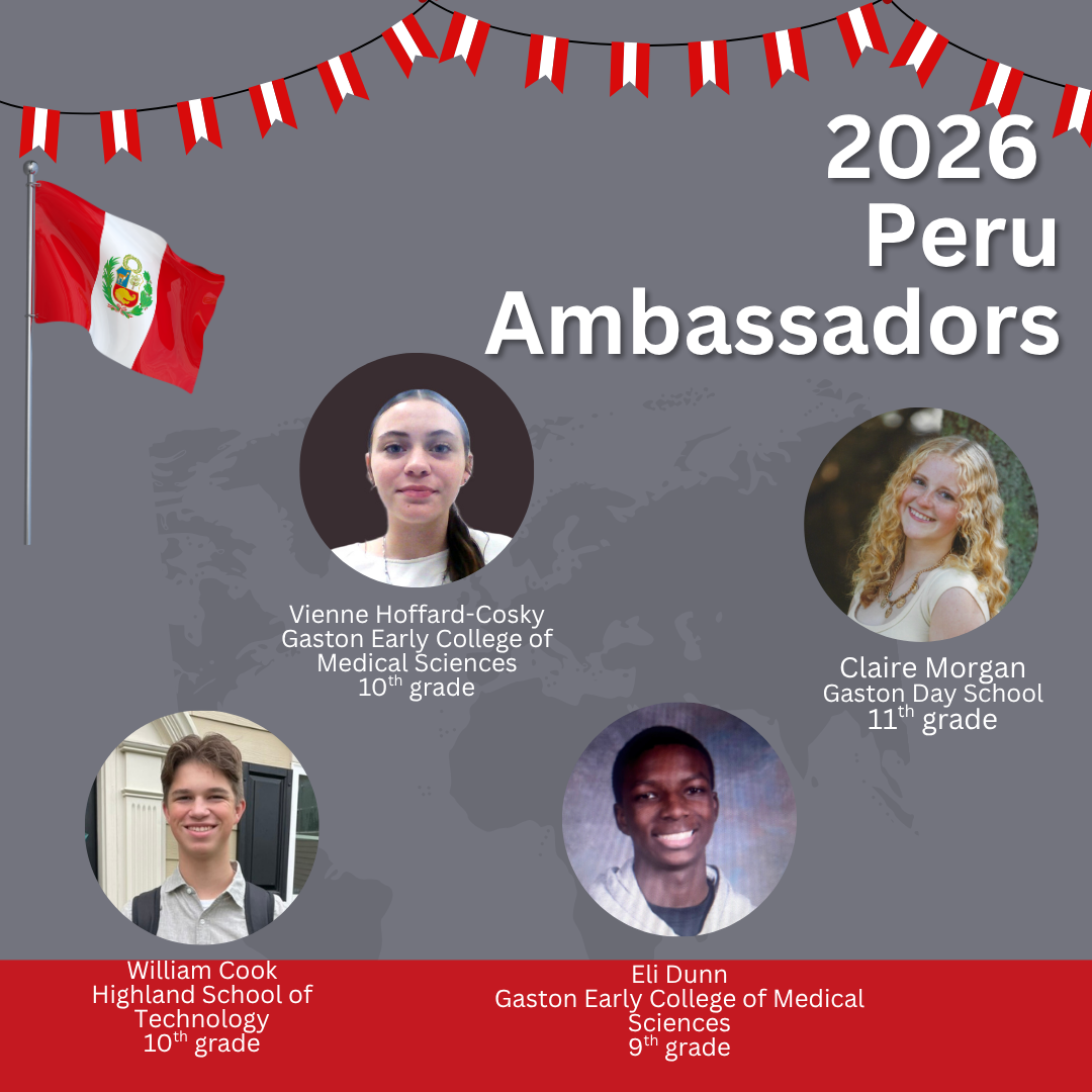 Picture of the 4 students traveling to Peru, summer 2026